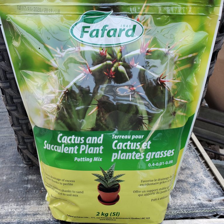 Griffins Greenhouses, Nursery and Garden Centre - Serving Peterborough, Lakefield and The Kawarthas. Griffins Greenhouses offers Colorful annuals, hardy perennials, beautiful hanging baskets and patio pots and plants designed and grown on site. Indoors, our Barn Store is full of specialty annuals, houseplants, vegetable plants and garden décor. Also offering fall, winter and spring gardening Workshops.